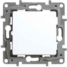 Legrand Niloe Kreuzschalter 10AX mit Steckklemmen und Spreizkrallen ultraweiß 664504