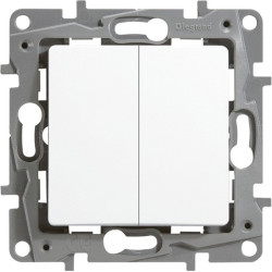 Legrand Niloe Doppelwechselschalter 10AX mit Steckklemmen und Spreizkrallen 664502