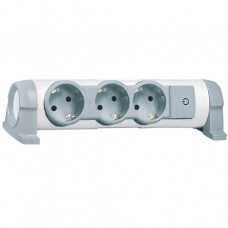 Legrand Tischverteiler SSD drehbar und beleuchtetem Schalter ohne Kabel 3-fach 16A 694624